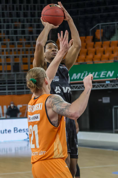 球队包括日 球队包括日