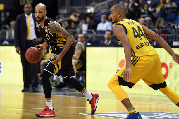 进年轻球员 进年轻球员